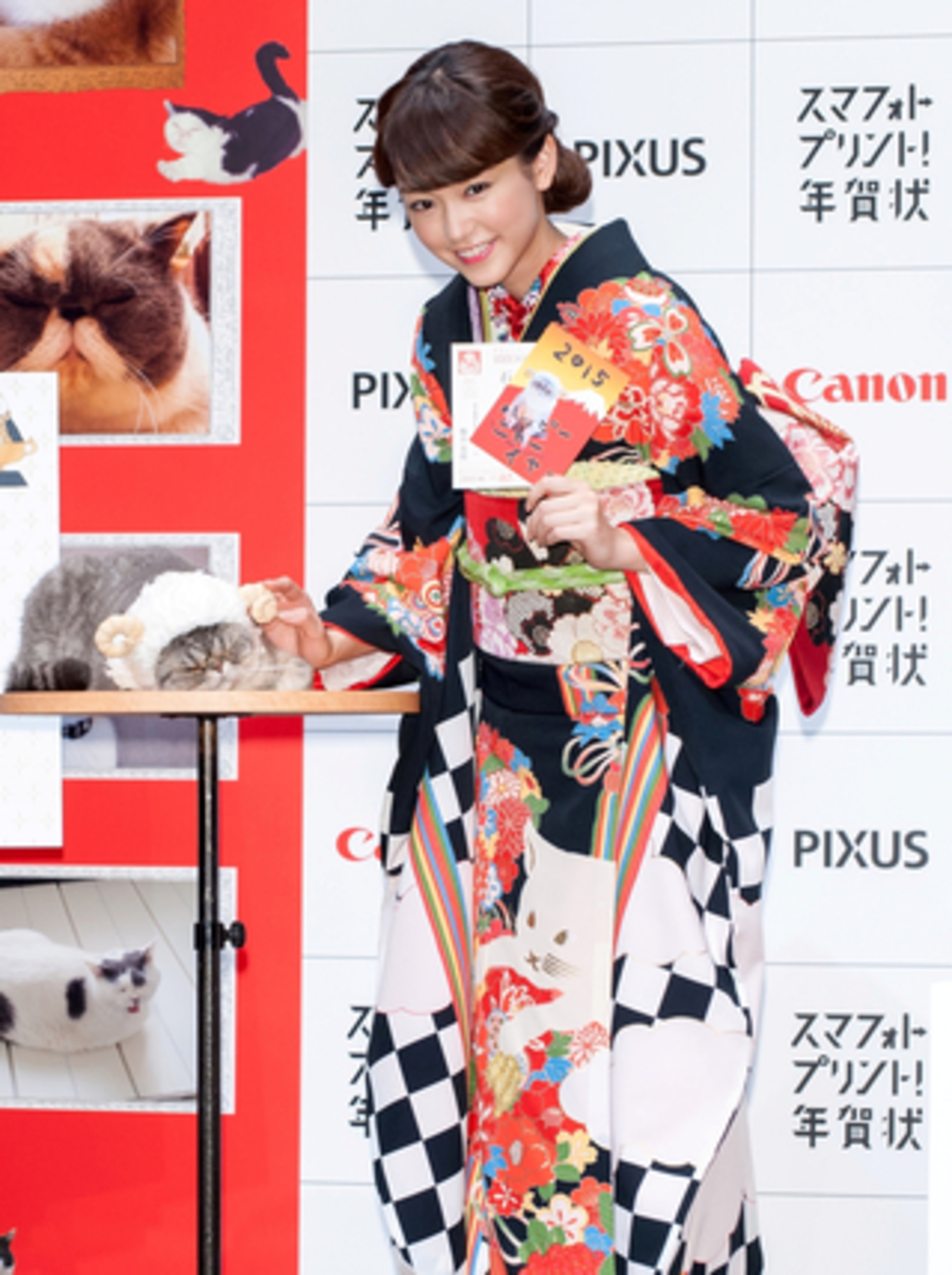 桐谷さんとレオンくんが登場 「PIXUS スマフォトプリント！年賀状新作