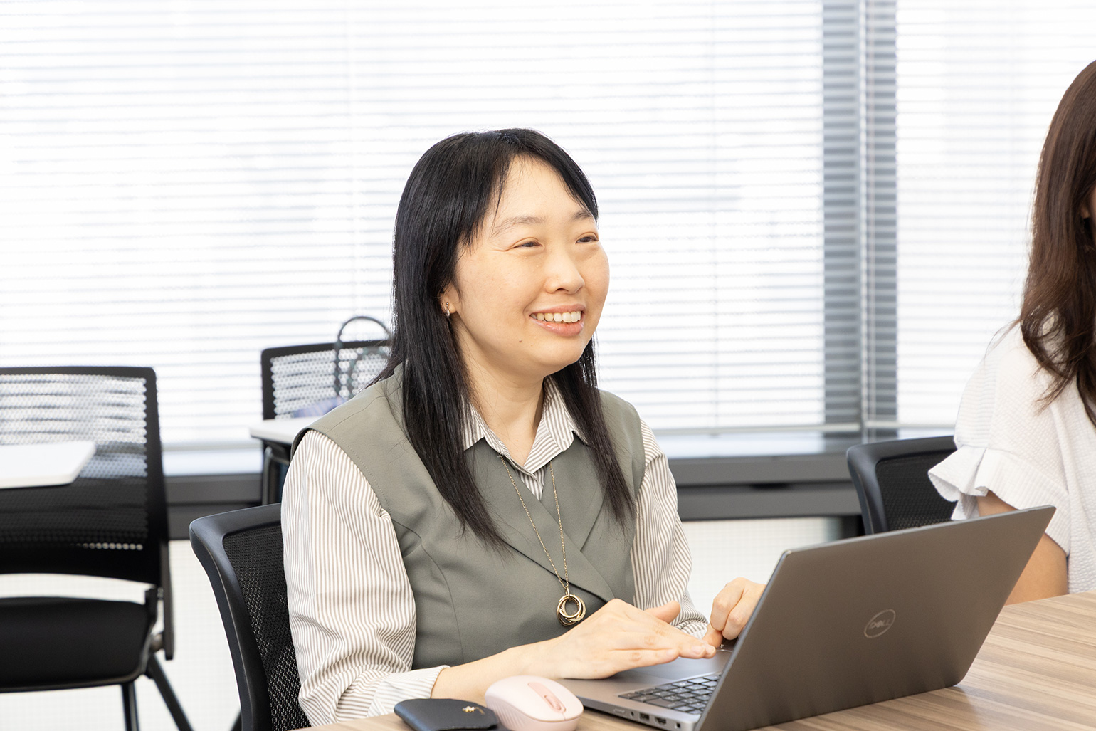 ママラボ座談会_齋藤さんソロカット