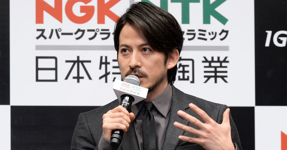 特殊で何が悪い？」 日本特殊陶業、新CMに岡田准一さん