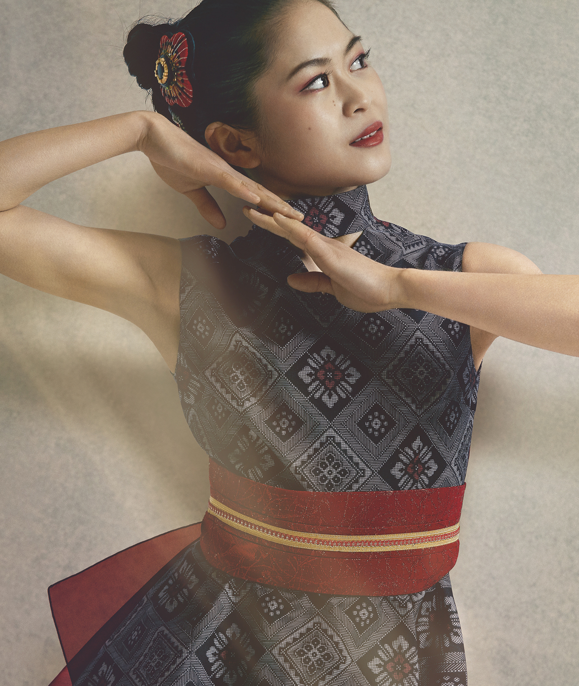 奄美大島】大島紬を着たフィギュア女王。