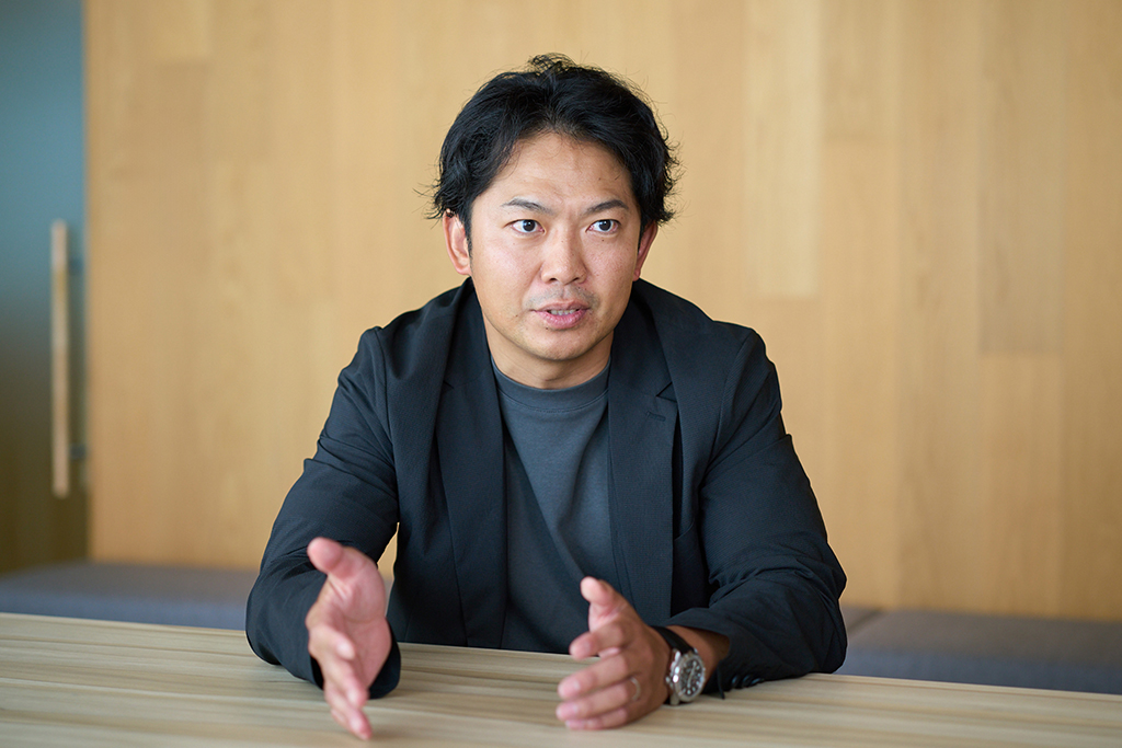 株式会社 電通　藤本 眞一郎氏