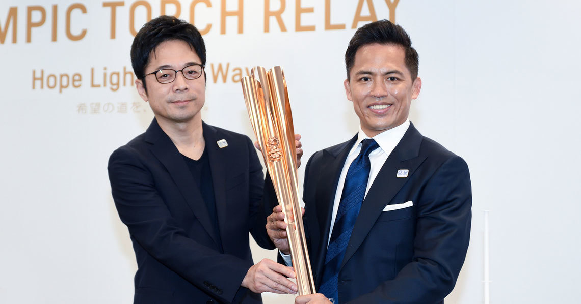 オリンピック聖火リレー エンブレムとトーチを発表